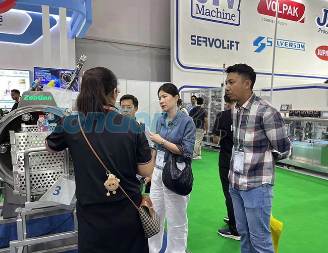 印尼展會現(xiàn)場